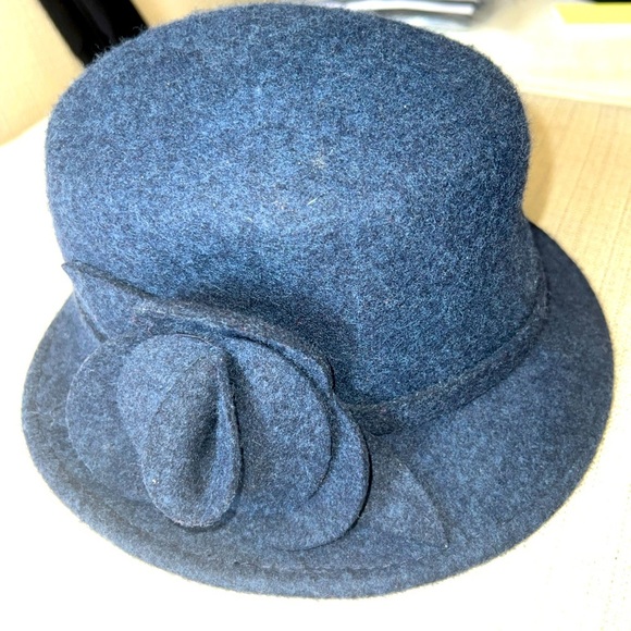 Adora Women’s Blue/Grey Wool Cloche Hat OS - Picture 1 of 7